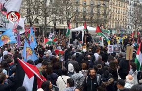 الفرنسيون يخرجون في باريس تنديدا بجرائم الاحتلال في غزة