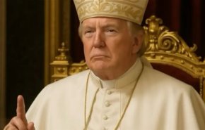 ترامب يعلق على صورته بزي البابا