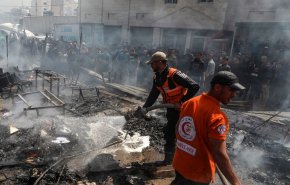 إصابات بالطواقم الطبية بعد استهداف مستشفى العودة في غزة