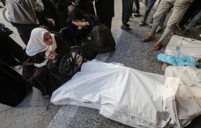 مجزرة جديدة في مخيم البريج.. استشهاد 23 فلسطينيا في قصف للاحتلال