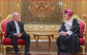 پزشکیان: به توسعه دوجانبه با عمان پایبندیم