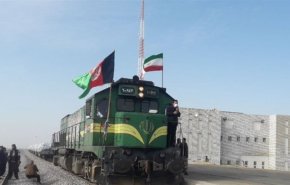 من فرنسا.. أول شحنة تجارية أوروبية تصل أفغانستان عبر إيران