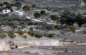 إطلاق صواريخ من سوريا باتجاه الجولان المحتل والاحتلال يرد