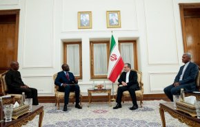 لقاء بين عراقجي وسفيري السنغال وسيراليون لدى طهران...هذا ما بحثوه