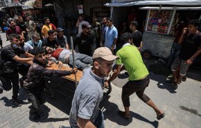 ارتقاء العشرات بمجزرة إسرائيلية ضد منتظري المساعدات جنوب غزة