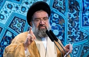 خطيب جمعة طهران: ايران ستجعل العدو يندم