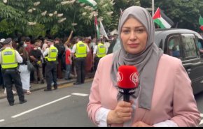 مظاهرة غاضبة أمام السفارة الإسرائيلية في لندن تنديدا بعدوان الاحتلال على إيران