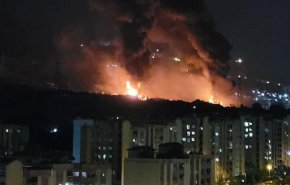 الكيان الصهيوني يستهدف مستودع نفط وخزان وقود في ايران
