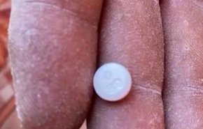 جريمة جديدة بـ'مصائد الموت': أقراص مخدّرة داخل مساعدات الطحين