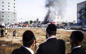 صاروخ يمني يدك الكيان الإسرائيلي وسماع دوي انفجارات