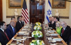 ترامب في مستهل لقاء مع نتنياهو: حماس تريد التفاوض لوقف إطلاق النار