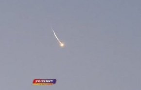 حمله موشکی یمن به تل‌آویو + فیلم