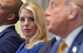 لتصفية خصوم ترامب السياسيين.. طرد أكثر من 20 موظفا بوزارة العدل الأمريكية 