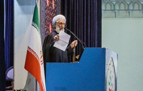 على الشعب والمسؤولين في البلاد أن يتحدوا ضد العدو