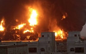 الاحتلال يشن سلسلة من الغارات على ميناء الحديدة في اليمن