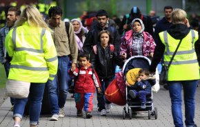 ألمانيا ترحل لاجئين من دولة عربية قسرًا.. من هي؟