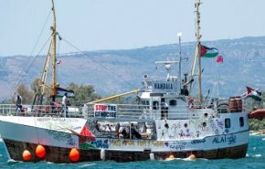 آغاز اعتصاب غذای فعالان کشتی حنظله پس از ربودن کشتی توسط اسرائیل