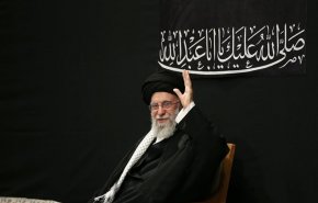 إقامة مراسم أربعين شهداء الحرب الأخيرة بحضور قائد الثورة الاسلامية