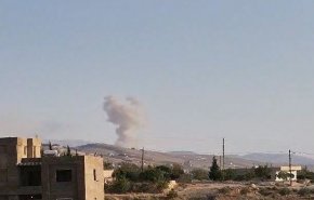 شاهد..الطيران الحربی الاسرائيلي يستهدف مناطق بجنوب لبنان