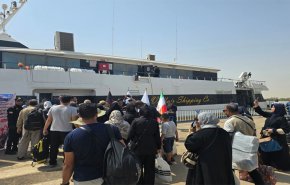 إيران تدشن خطا ملاحيا بين خرمشهر والبصرة لتسهيل مسيرة الأربعين