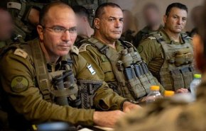 أزمة سياسية تعصف برئيس الأركان الإسرائيلي وتهدد تل أبيب
