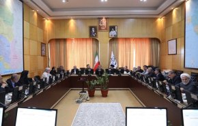 غريب آبادي: لا يحق للأوروبيين تفعيل آلية الزناد