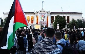 رئيس بلدية أثينا يرد على سفير الاحتلال: لن نتلقى دروساً من قتلة