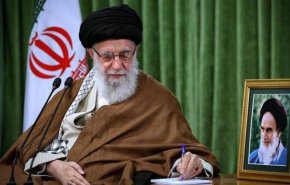 احمدیان و شمخانی به عنوان نمایندگان رهبری در شورای دفاع منصوب شدند