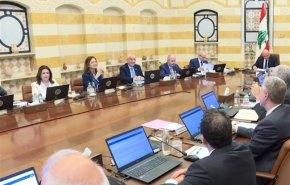 موافقت لبنان با انحصار سلاح در دست دولت/ خروج وزرای حزب‌الله-امل از جلسه کابینه