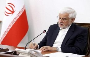 عارف يهنئ لاريجاني بتعيينه أمينًا للمجلس الأعلى للأمن القومي