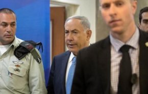 خبير سياسي يکشف عن خدعة اسرائيلية لإفراغ غزة قبل احتلالها