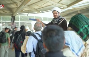 گذرگاه مرزی مهران شاهد حضورصدها هزار زائر عاشق اباعبدالله الحسین است+فیلم