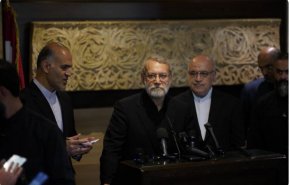 لاریجانی: کسی در امور لبنان دخالت می‌کند که از فاصله هزاران کیلومتری به شما طرح می‌دهد