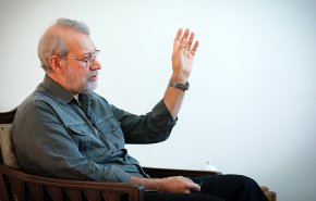 لاريجاني: الإيرانيون لن يستسلموا