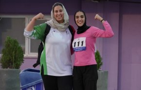 صور..تألق الرياضيات الإيرانيات في بطولة ألعاب القوى الوطنية