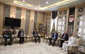 سرلشکر موسوی: حضور قدرت‌های فرامنطقه‌ای عامل نگرانی برای منطقه است