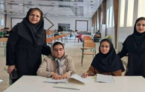 طالبة إيرانية كفيفة تحصد المرتبة الـ12 في القبول الوطني.. إليكم قصتها!