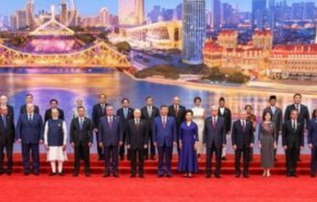 چرا رئیس‌جمهوری در عکس گروهی اجلاس شانگهای غایب بود؟