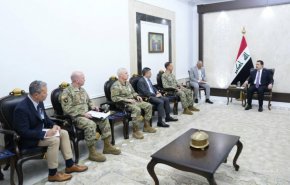 دیدار فرمانده جدید سنتکام با نخست وزیر عراق در بغداد