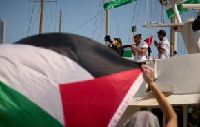 زخم زبان مقام صهیونیستی به ناوگان امدادی به سمت غزه: شانس بیاورد زنده بماند