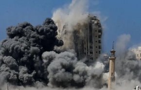 بالفيديو.. الاحتلال يدمر برجا سكنيا بصواريخ ثقيلة غرب مدينة غزة