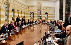 شاهد .. إنسحاب الثنائي يطيح بميثاقية الحكومة اللبنانية حول سلاح المقاومة