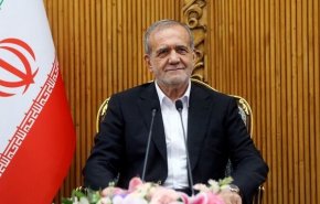 بزشكيان: مسؤولو البلاد يجعلون توصيات قائد الثورة نصب اعينهم