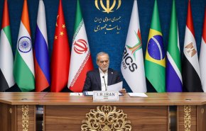 بزشكيان: بريكس يجب أن تلعب دوراً محورياً في مواجهة الأحادية