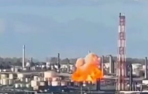 پالایشگاه نفت روسیه پس از حمله پهپادی طعمه حریق شد + فیلم