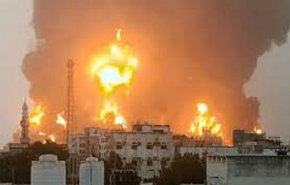 شاهد تفاصيل الهجوم الإسرائيلي على ميناء الحديدة اليمني 