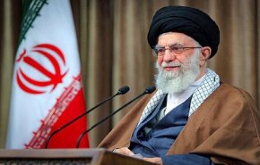 قائد الثورة يهنئ المنتخب الإيراني للمصارعة الحرة بفوزه في بطولة العالم