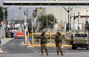 الإحتلال يمنع دخول وفد بريطاني إلى الضفة ولندن تندد