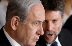 سموتريتش لنتنياهو: إما ضم الضفة بالكامل أو إسقاط السلطة الفلسطينية