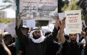 الاحتلال يفرض إجراءات خطيرة لعزل فلسطينيي النقب عن الضفة وغزة